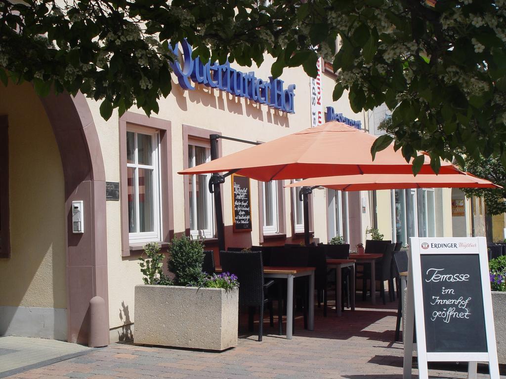 Отель Querfurter Hof Экстерьер фото