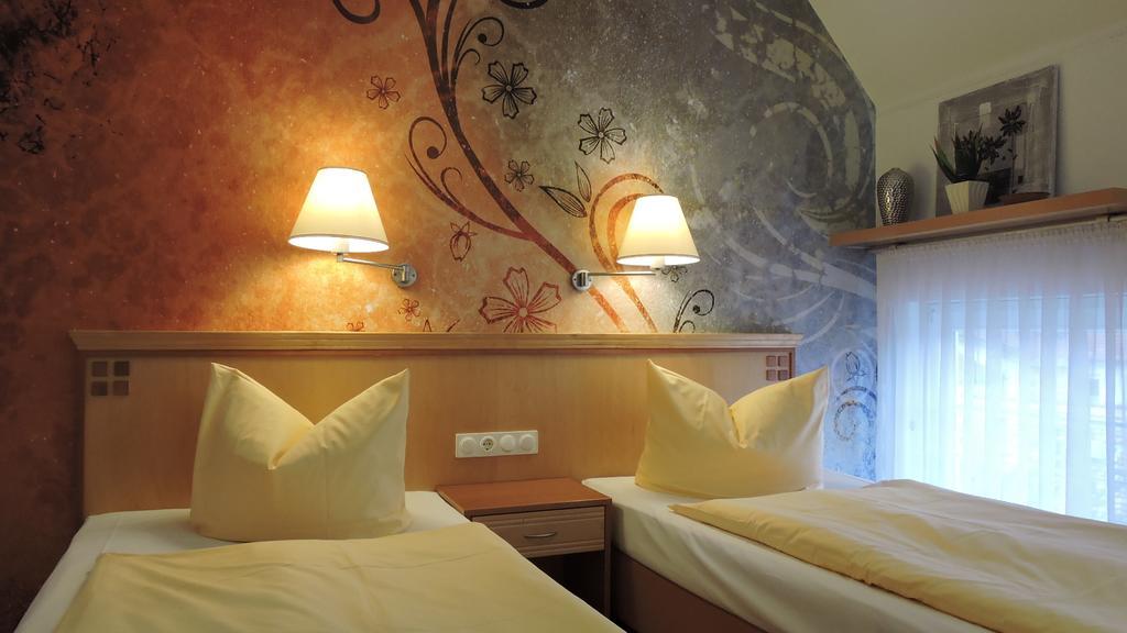 Отель Querfurter Hof Номер фото