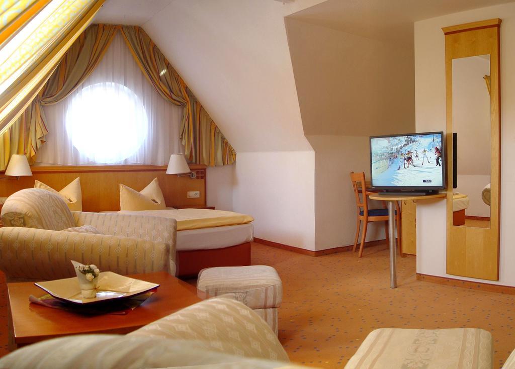 Отель Querfurter Hof Экстерьер фото